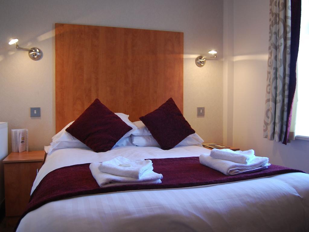 Elgin Hotel Блекпул Стая снимка