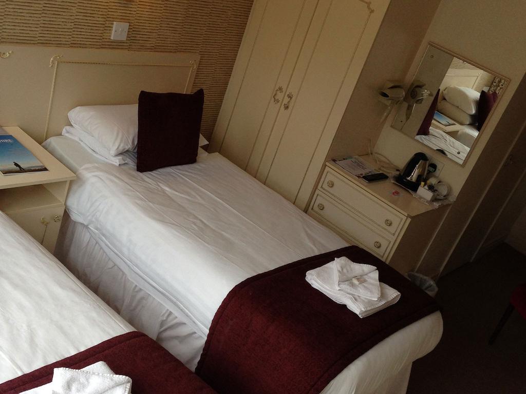 Elgin Hotel Блекпул Екстериор снимка